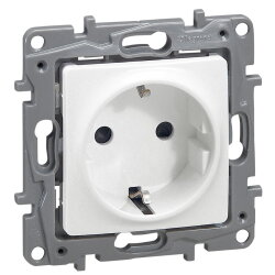 Legrand SCHUKO-Steckdose 664531 Niloe ultraweiss