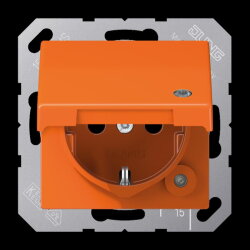 Jung SCHUKO Steckdose, 16 A 250 V ~, ohne Krallen,...