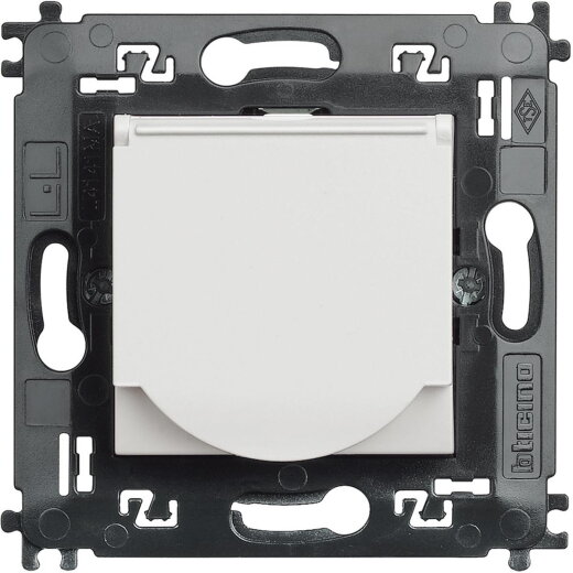 Bticino SCHUKO-Steckdose N4141MAP m. Klappdeckel SL weiss
