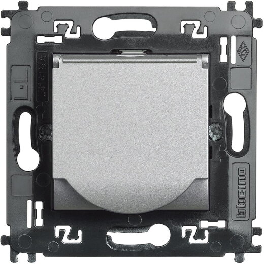 Bticino SCHUKO-Steckdose NT4141MAP m. Klappd. SL TECH